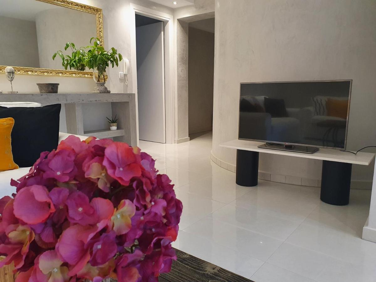 Вілла Dioni Luxury House Nea Iraklitsa Екстер'єр фото