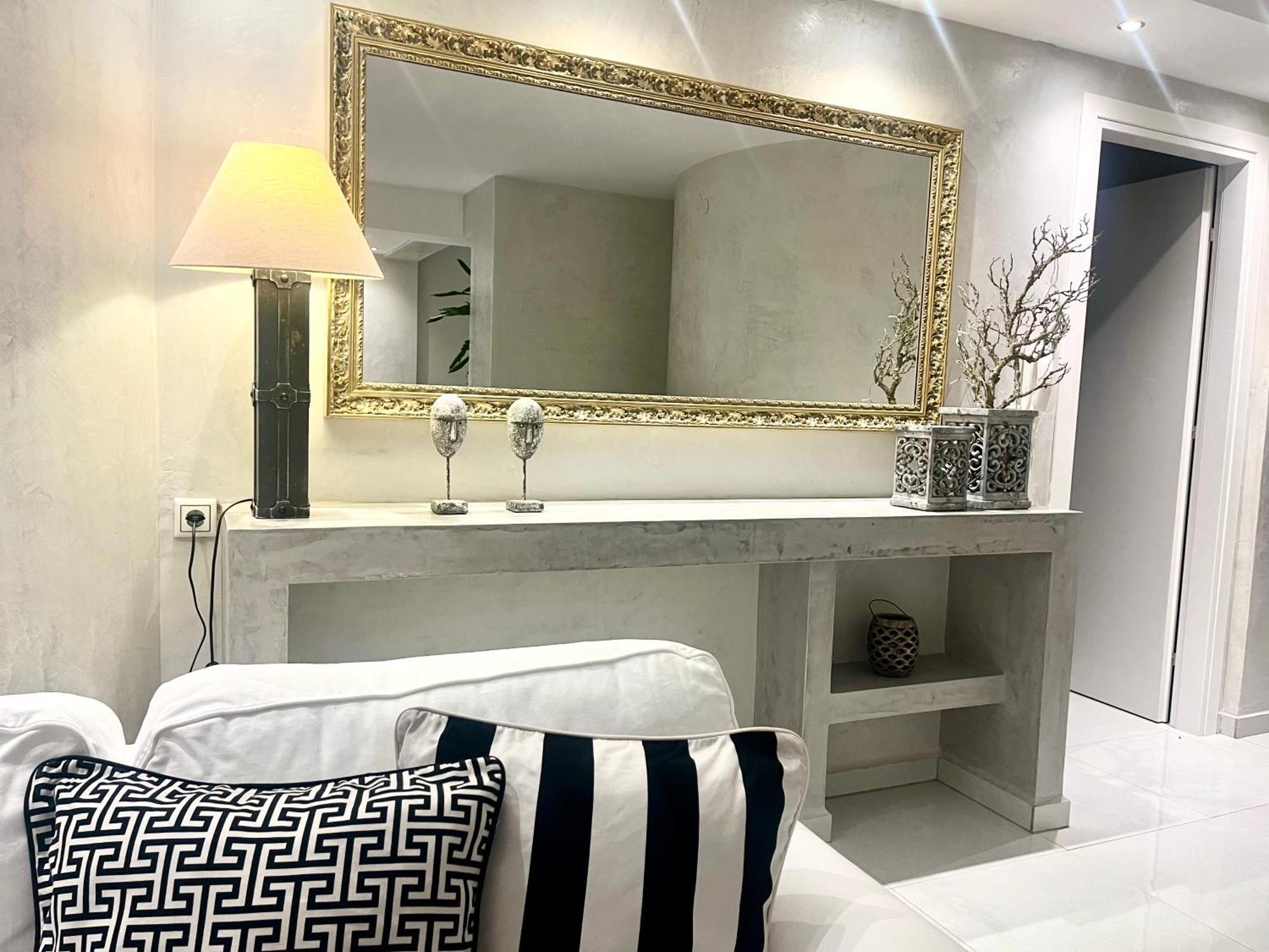 Вілла Dioni Luxury House Nea Iraklitsa Екстер'єр фото